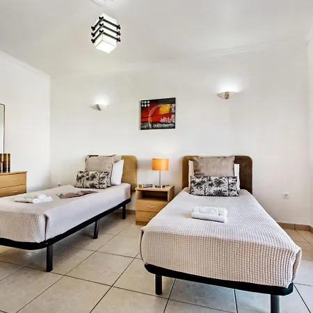 Sunshine By Interhome * Албуфейра
